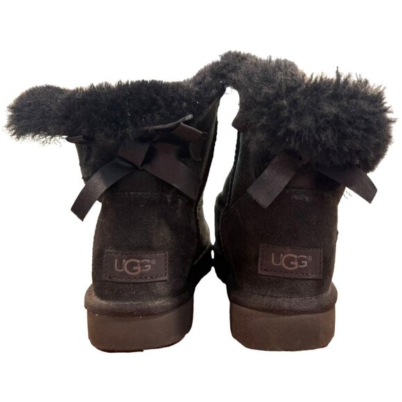 UGG Mini Bailey Bow II Boots Suede Sheepskin 1016501 Black Size 6 - Picture 4 of 7